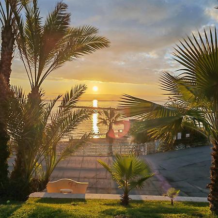 Appartamento Con Giardino A Pochi Minuti Dal Mare - #EssenzedimareSan Remo Extérieur photo